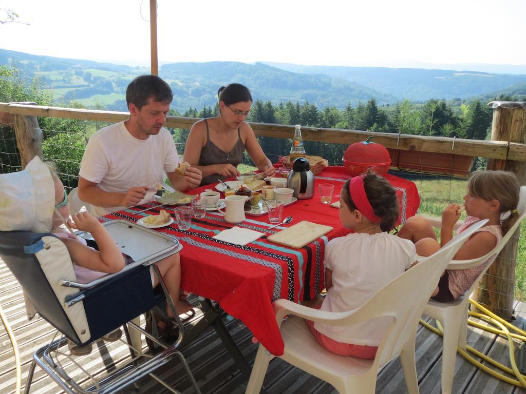 Bed and Breakfast Les Grandes Fontaines La Longine Екстер'єр фото
